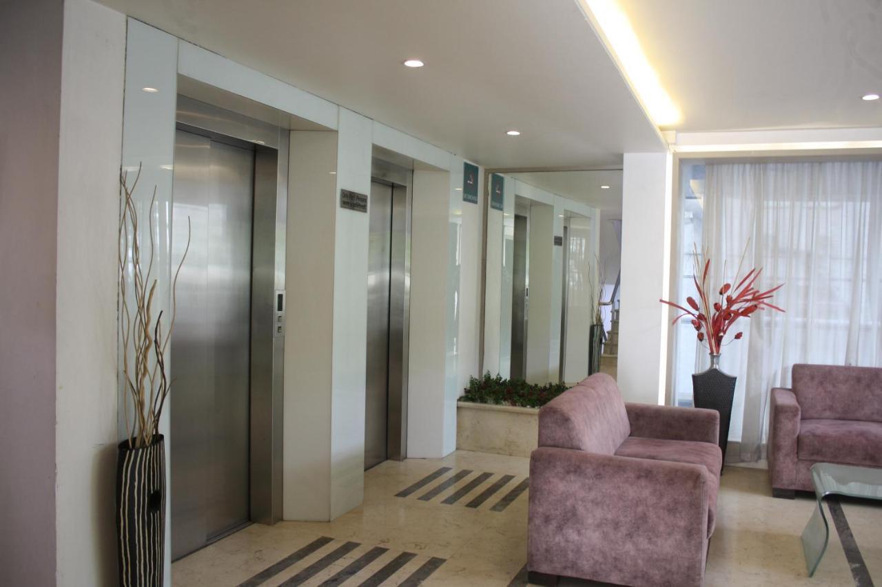 Orbett Hotel Пуна Экстерьер фото