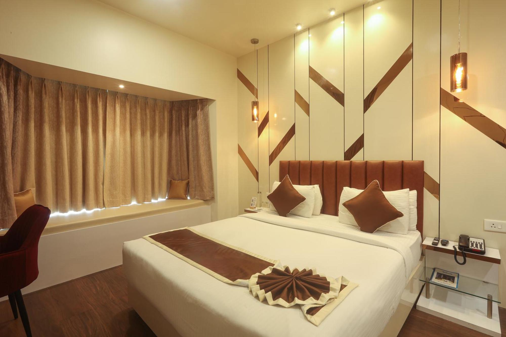 Orbett Hotel Пуна Экстерьер фото